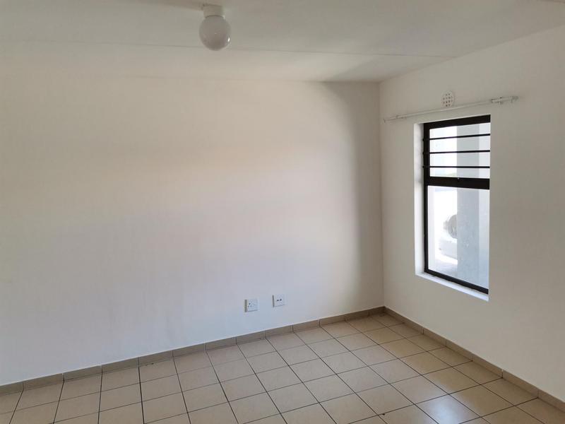 To Let 2 Bedroom Property for Rent in Parklands Western Cape